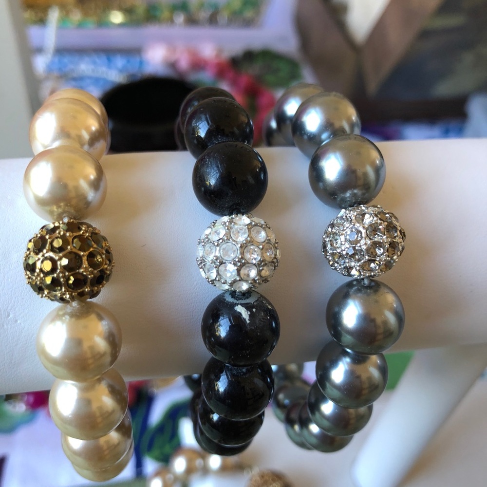 Set of bauble bracelets